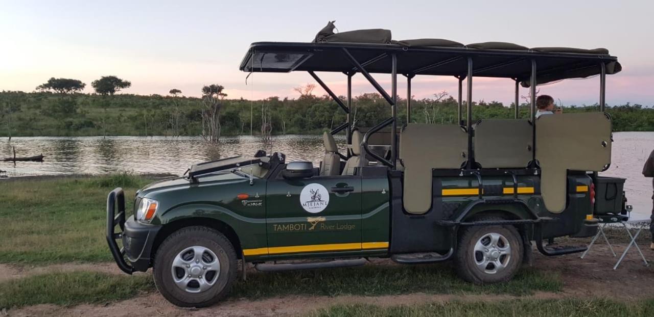 Tamboti River Lodge Hectorspruit Dış mekan fotoğraf
